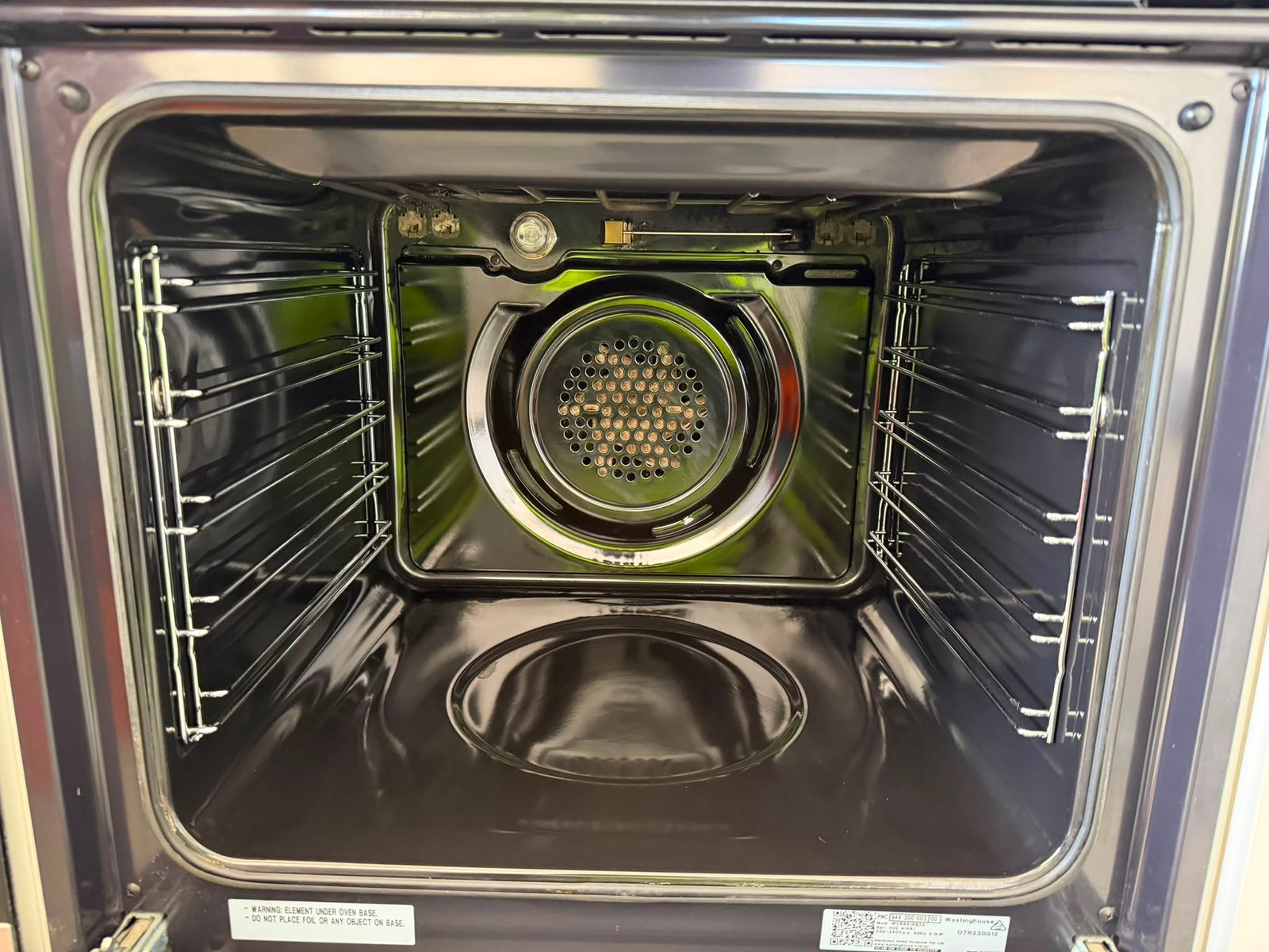 Oven & rangehood